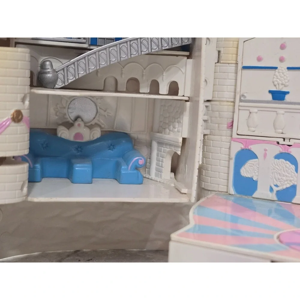 Trendmasters Vtg 1996 Disney Cinderella Star Castle Sounds Music VIDEO incomplet